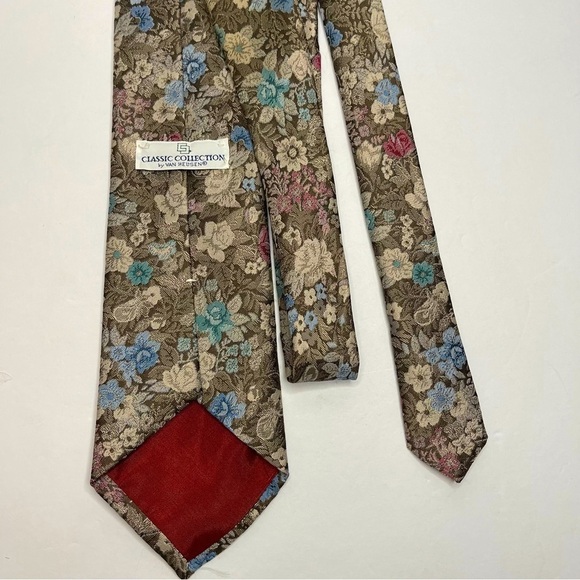 Vintage VAN HEUSEN Floral Tie 95% Polyester 5%Silk Wedding Special Occasion Tie - Picture 4 of 6